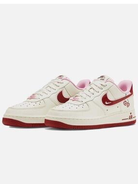 Nike Women's Air Force 1 Low 'Valentine's Day 2023' sneaker size 9 NWOB